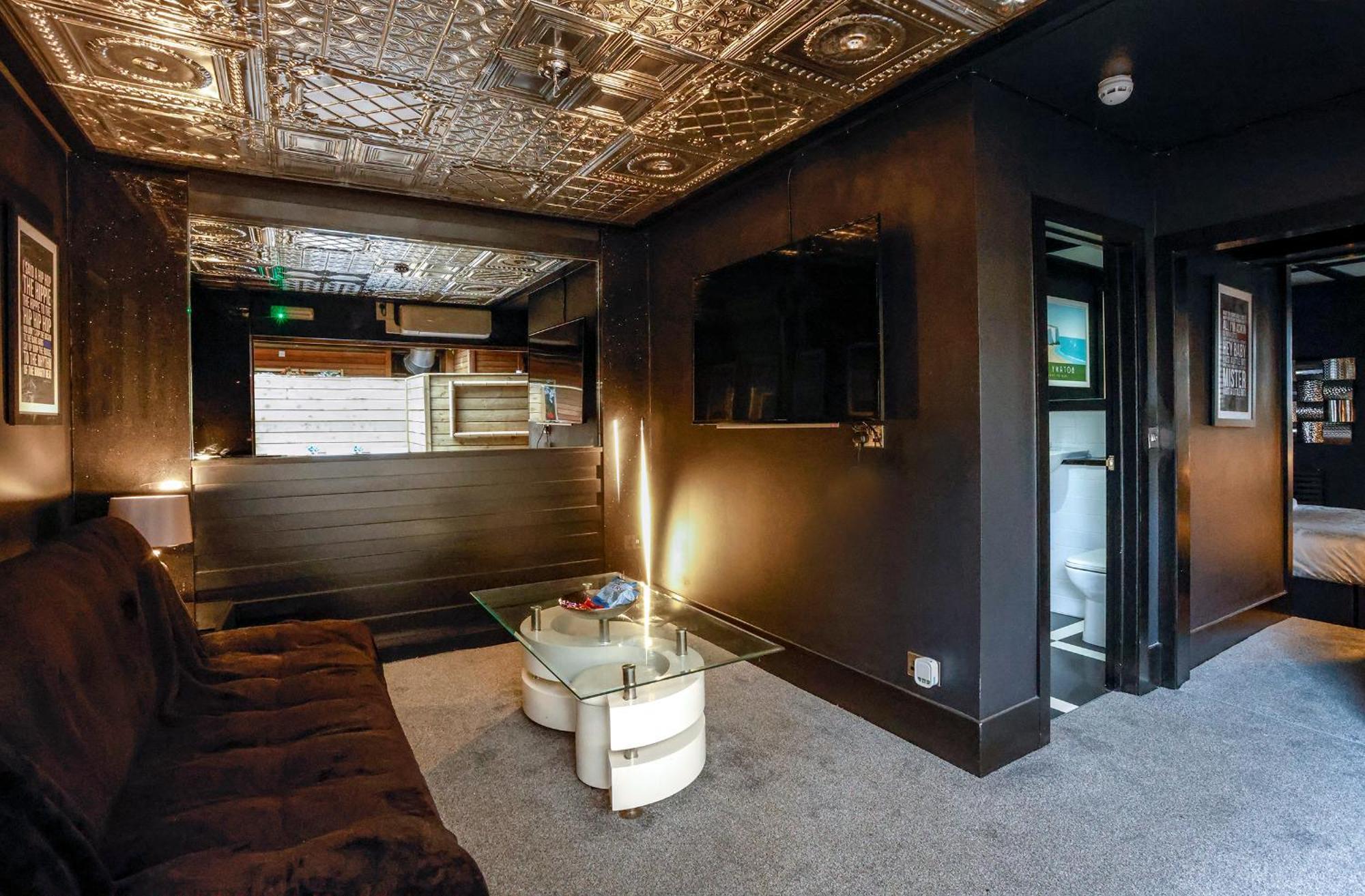 The Sea Lounge Aparthotel *